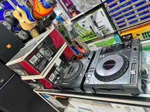 Pioneer CDJ-850 Pair