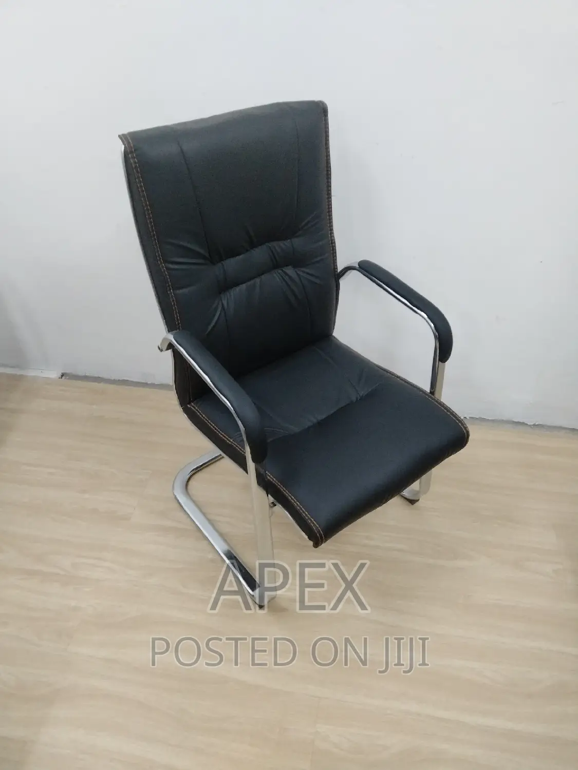 Executive Visitors Chair Executive Visitors Chair.