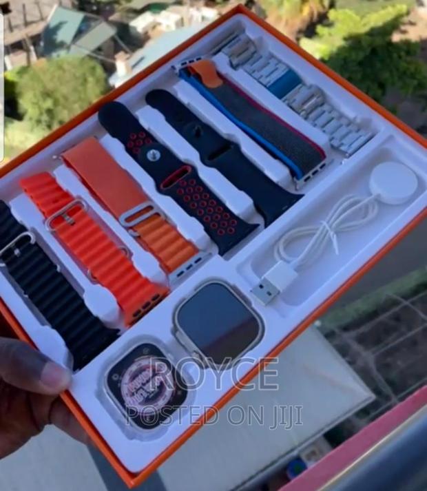 Fendíor Smart Watch Ultra 2_with 7 Interchangable Straps - main view