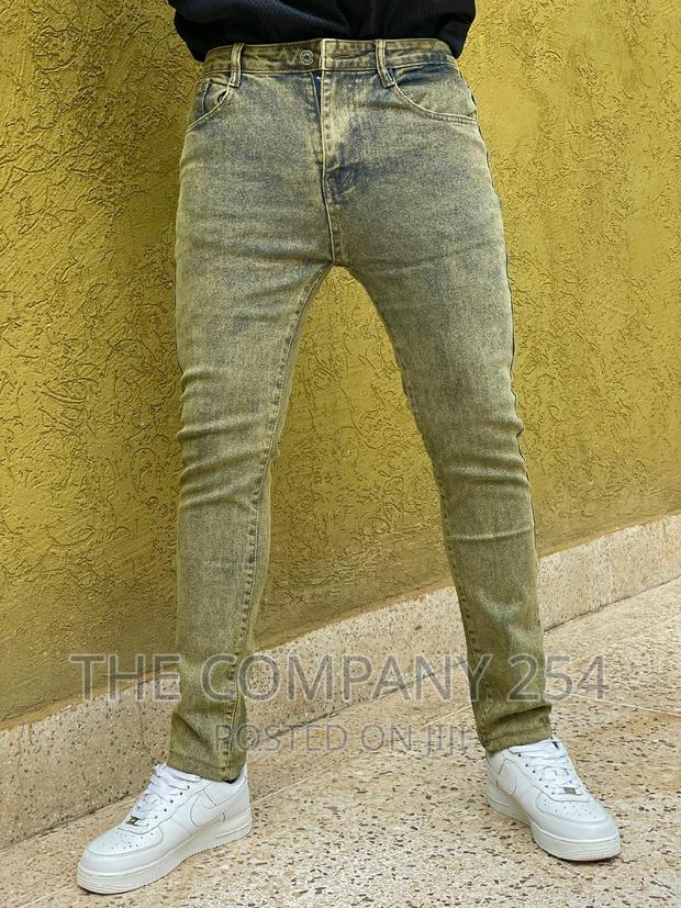 Designer Quality Classic Men's Plain Wash Denim Jeans 
Size - thumbnail 4