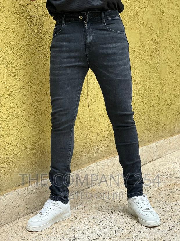 Designer Quality Classic Men's Plain Wash Denim Jeans 
Size - thumbnail 11