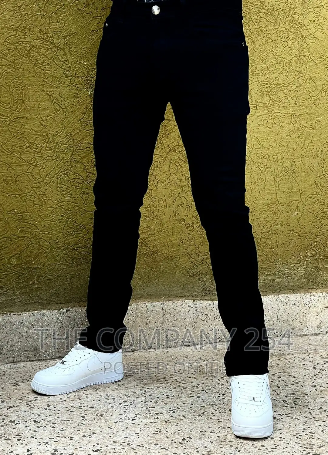 Designer Quality Classic Men's Plain Wash Denim Jeans 
Size