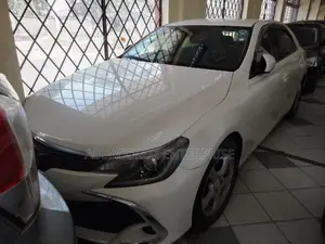 Toyota Mark X 2.5 AWD 2016 Ivory