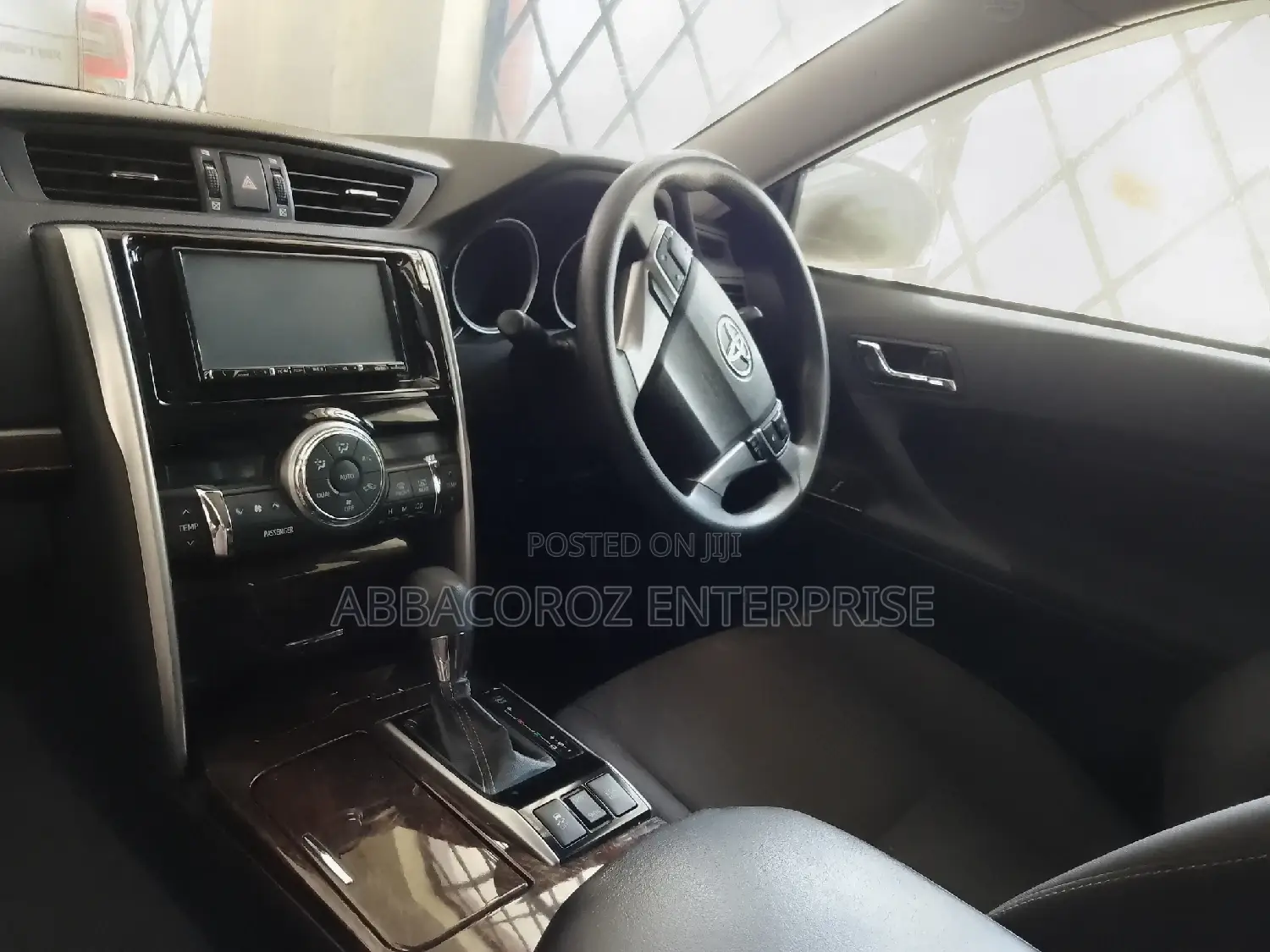 Toyota Mark X 2.5 AWD 2016 Ivory