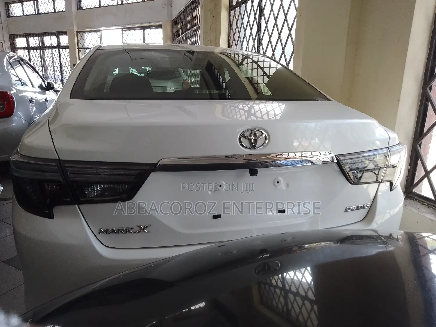 Toyota Mark X 2.5 AWD 2016 Ivory