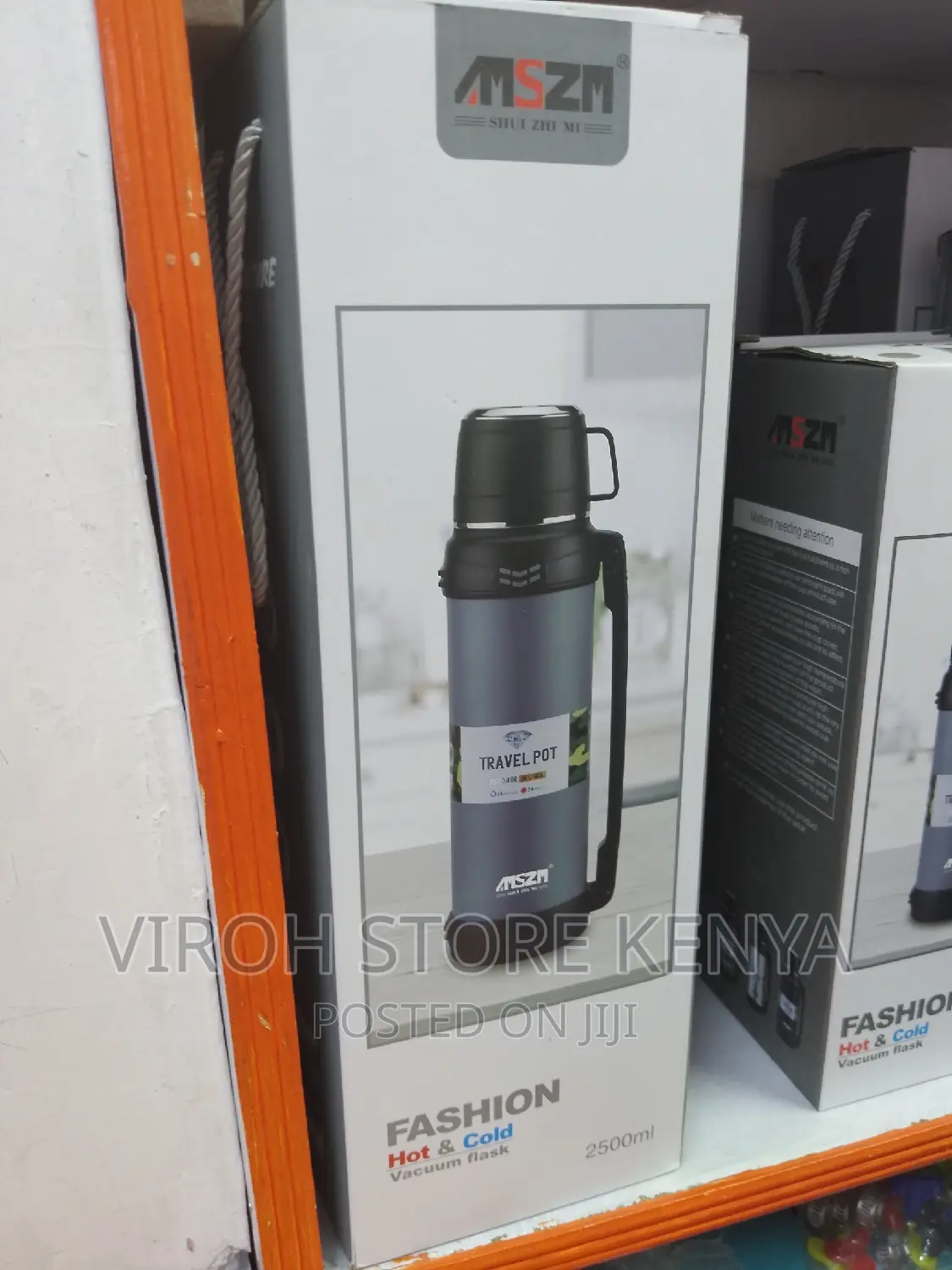 Travel Pot Vacuum Flask for Hot and Cold 2500ml