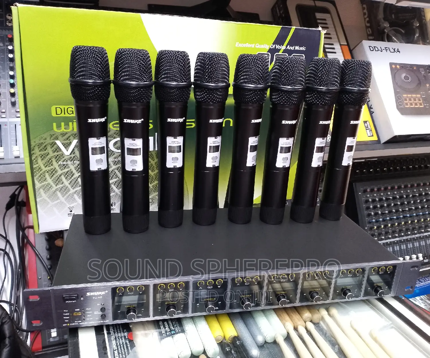 Shure 8in1 Wireless Microphone