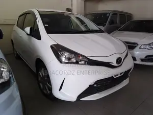 Toyota Vitz 2016 Ivory