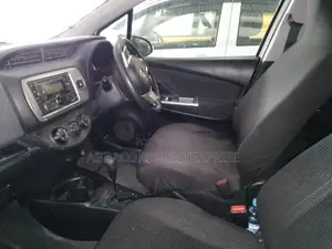 Toyota Vitz 2016 Ivory