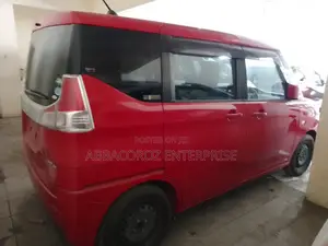 Suzuki Solio 2016 Red