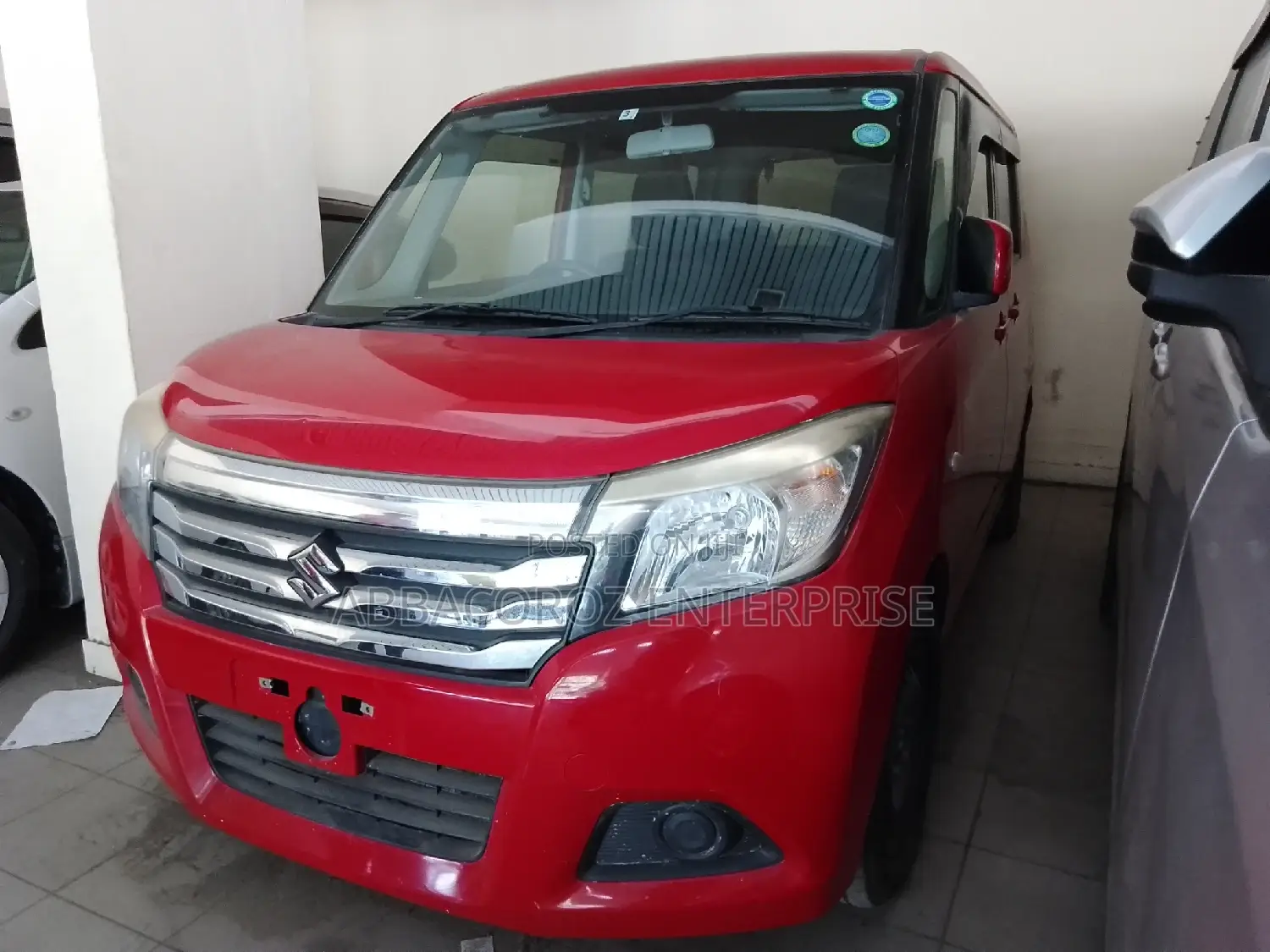 Suzuki Solio 2016 Red