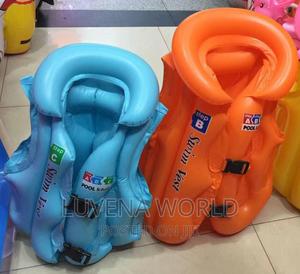 Swim Inflatable Jackets - thumbnail 2