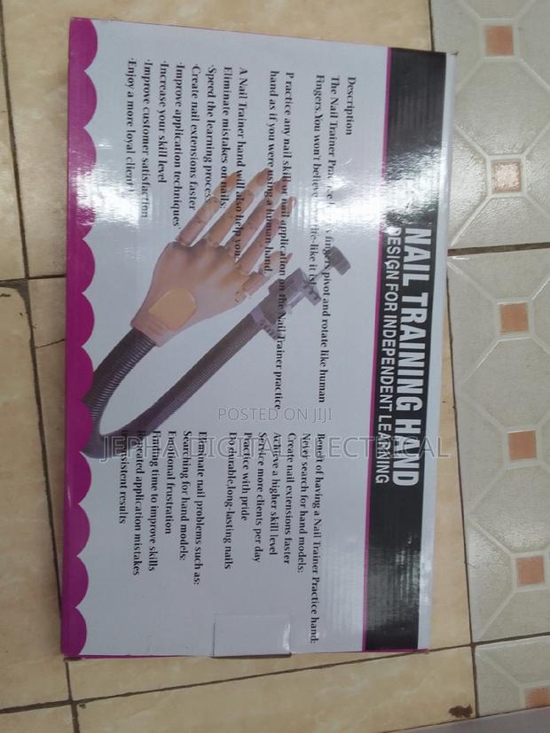 Nail Hand Trainer