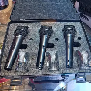 Behringer 3 Corded Microphones