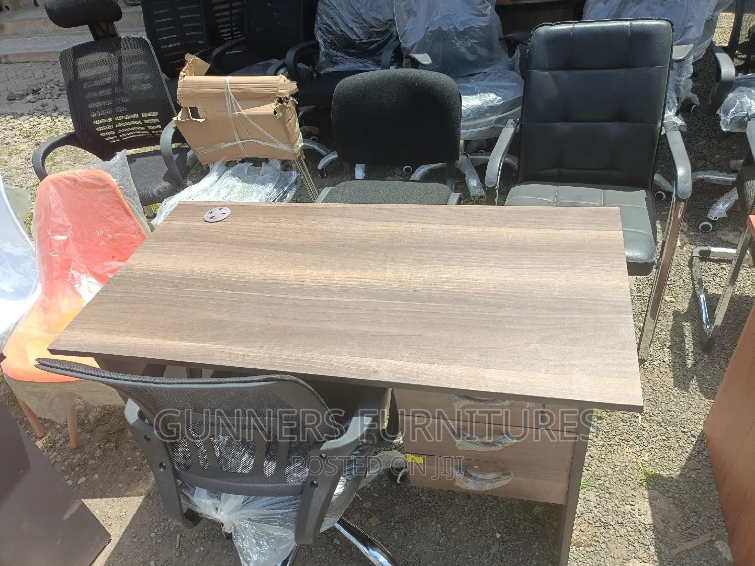 Study Desk and Chair Study Desk and Chair