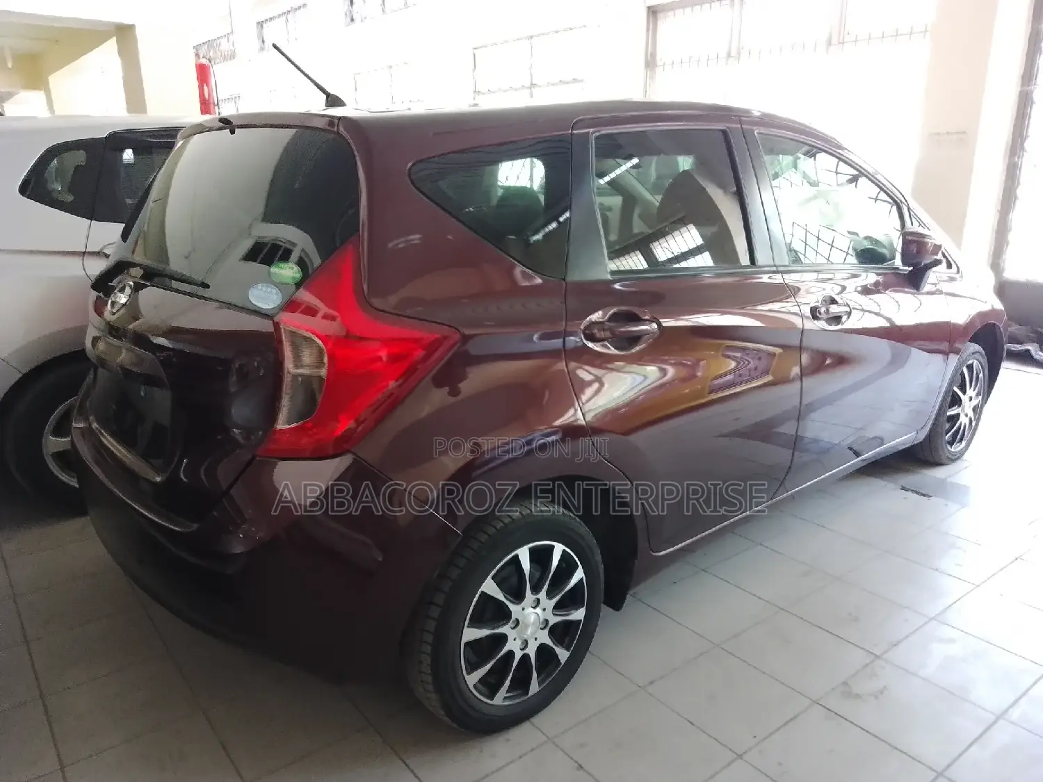 Nissan Note 2016 Burgundy