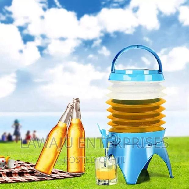 Collapsible Juice Dispenser - main view