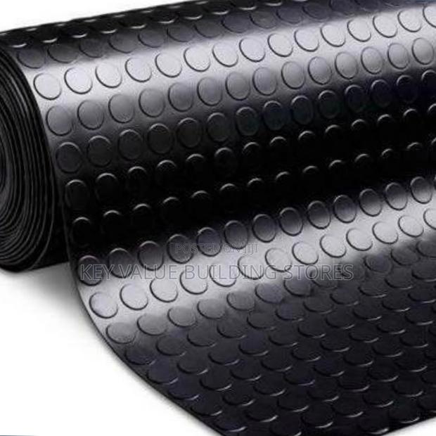 Ant-Slip Studded Rubber Mats - thumbnail 2