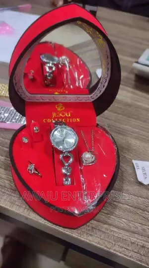 Valentine Ladies Watch Gift Set