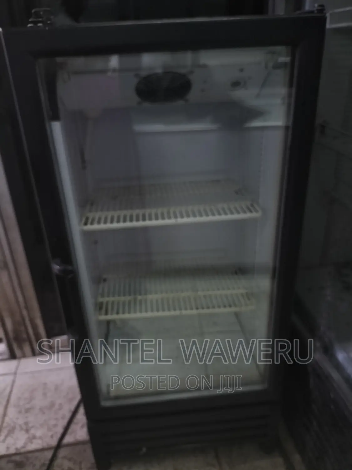 Min Display Fridge