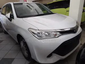 Toyota Axio 2016 Off white