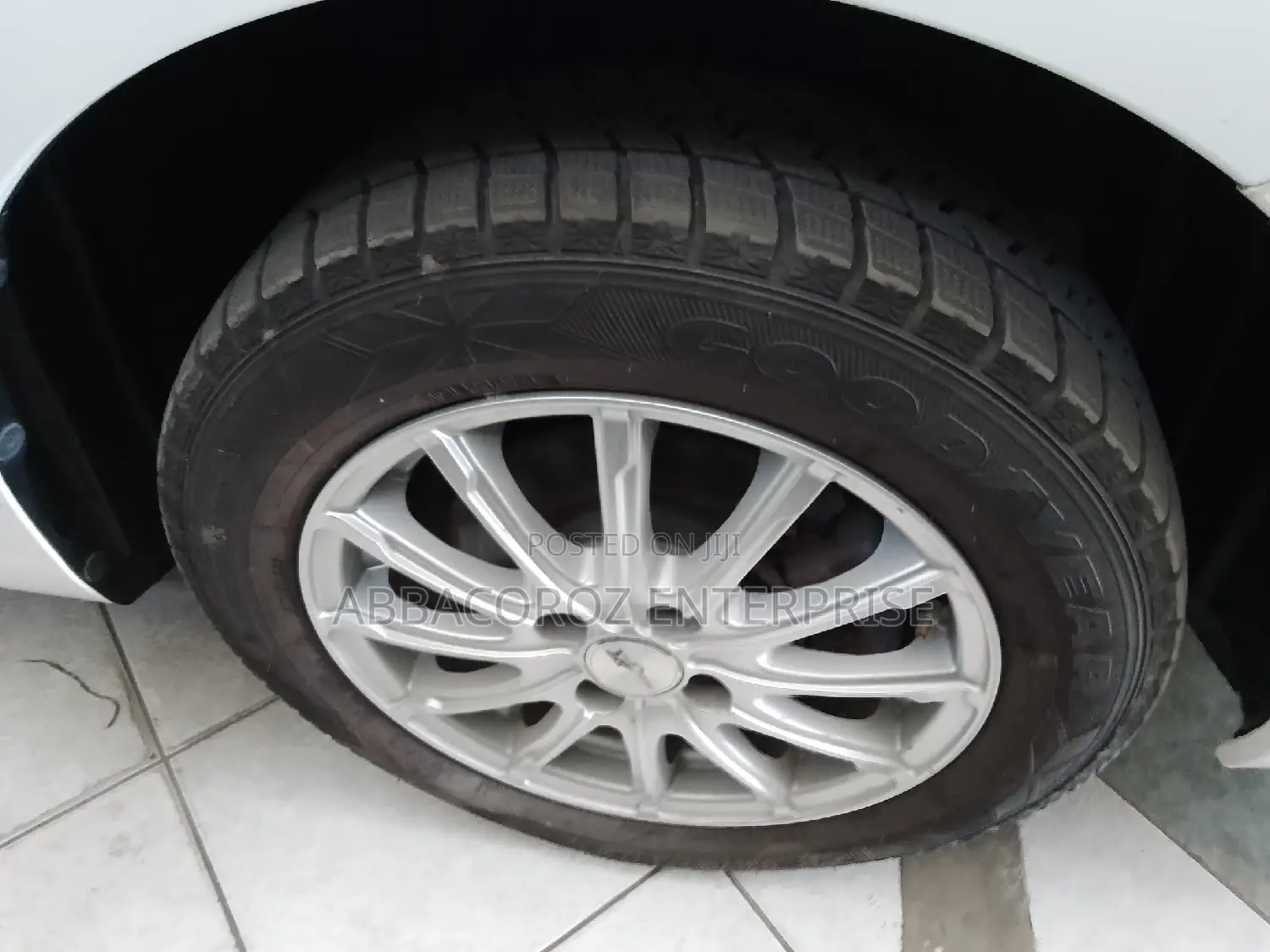 Toyota Axio 2016 Off white