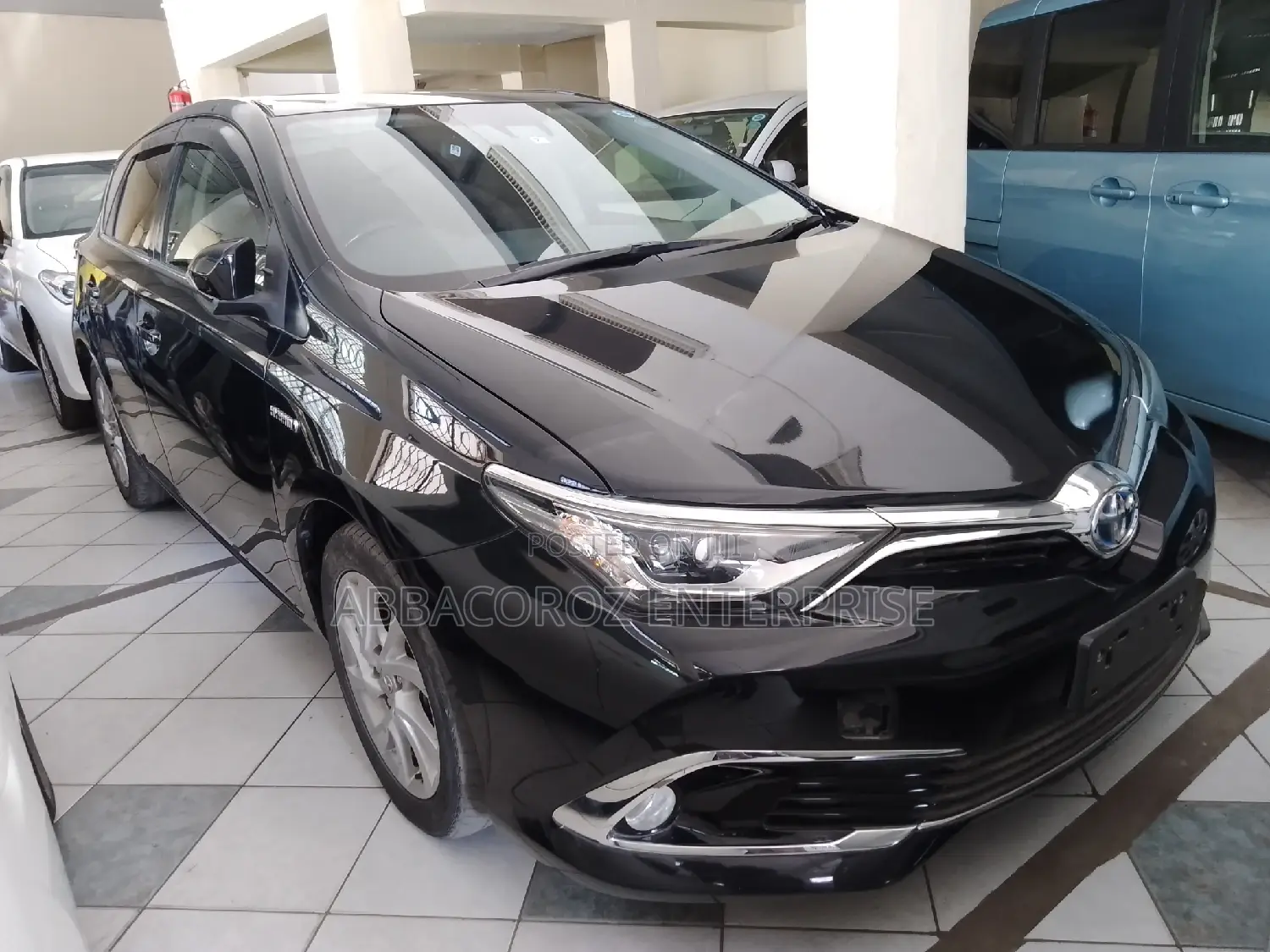 Toyota Auris 2016 Matt Black