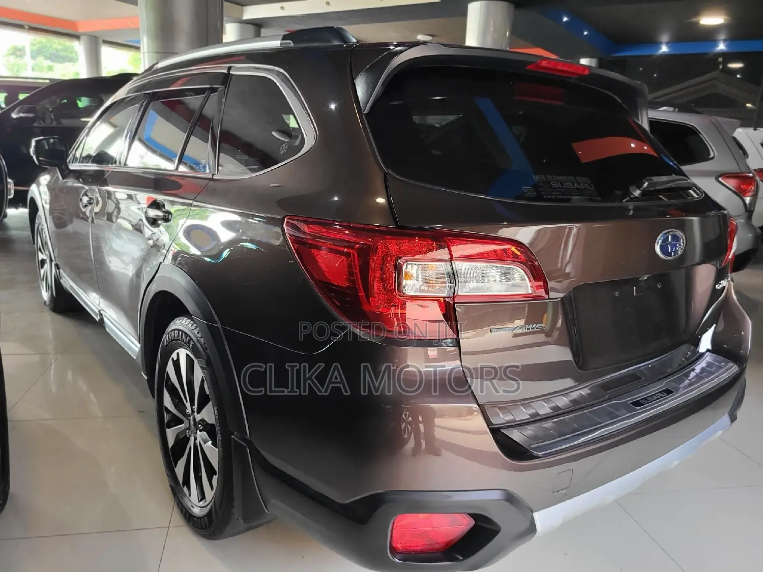 Subaru Outback 2.5i Premium AWD 2017 Brown