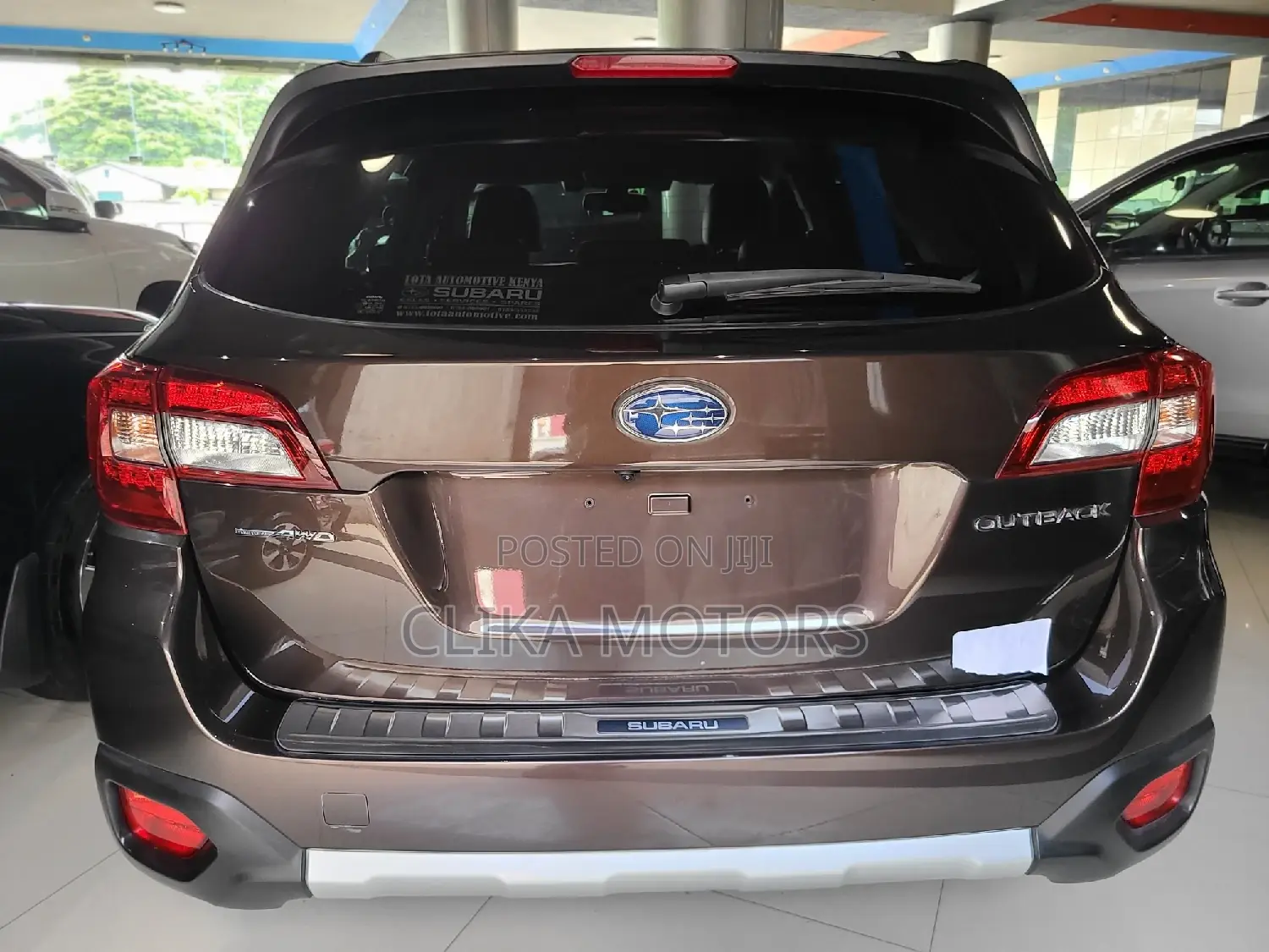 Subaru Outback 2.5i Premium AWD 2017 Brown