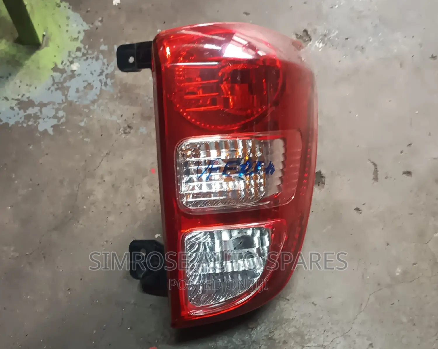 Toyota Rush 2008 Taillights.