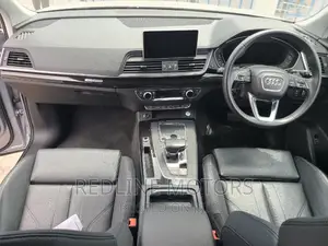 Audi Q5 2.0T Premium AWD quattro 2018 Silver