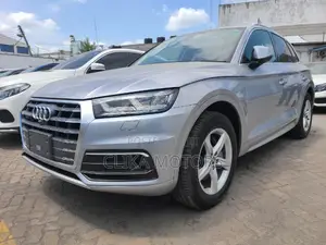 Audi Q5 2.0T Premium AWD quattro 2018 Silver