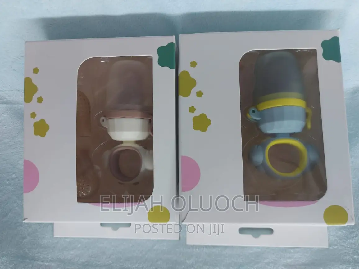 Fruit Feeder With Twist Propulsion