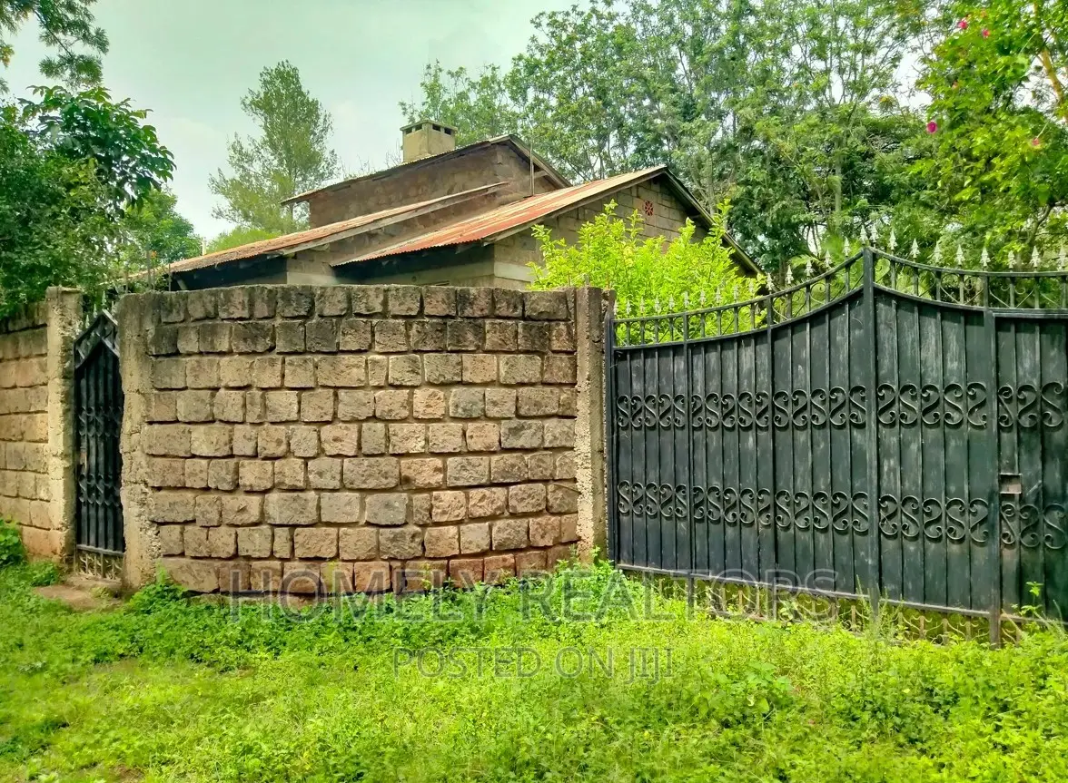 An Acre for Sale in Nkoroi, Ongata Rongai Near Tarmac.