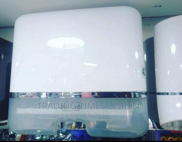 Paper Towel Dispenser/Serviettes Dispenser