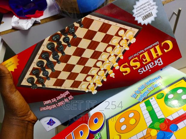 Chess Board Game - thumbnail 2