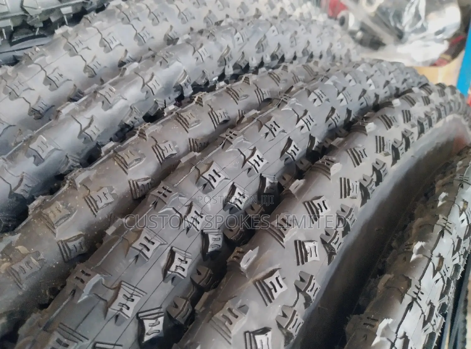 Kenda 27.5x2.35 (650x60b) Bike Tyres
