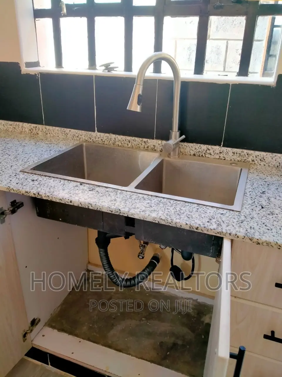 4bdrm Maisonette in Rongai Kanisani, Nkoroi for sale