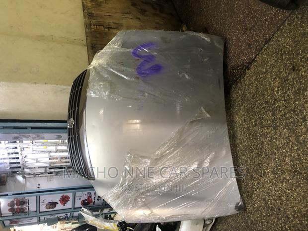 Toyota Crown 2005 Bonnet With Grill - thumbnail 3