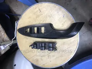 Toyota Crown 2010 Door Main Switch