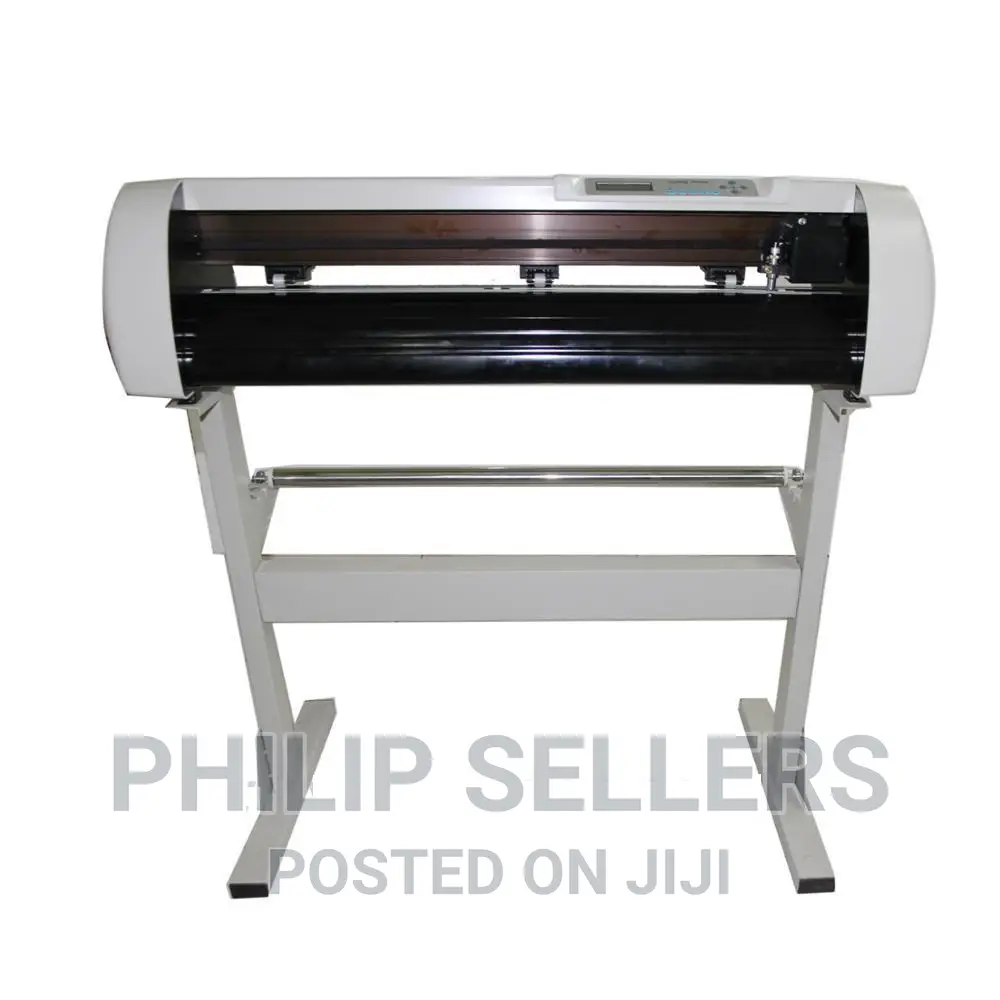 Vinyl Cutting Plotter Machine RS720C