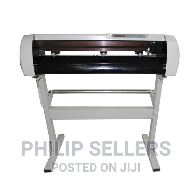 Vinyl Cutting Plotter Machine RS720C - main view