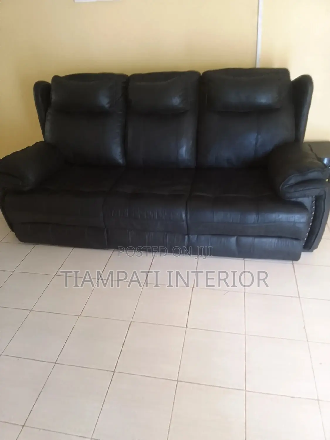 Sofa Sets Dye, Repairs, Upholstery And Refurbish