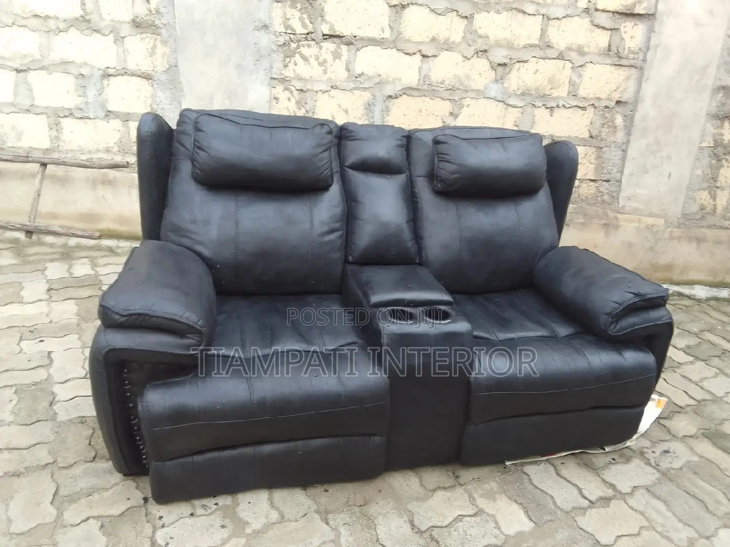Sofa Sets Dye, Repairs, Upholstery And Refurbish