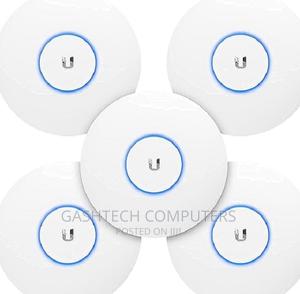 Ubiquiti UAP-AC-PRO 802.11ac PRO Access Point - thumbnail 2