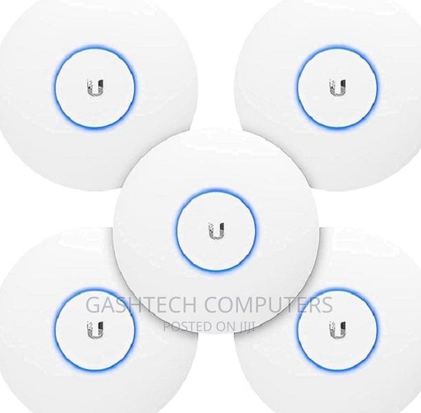 Ubiquiti UAP-AC-PRO 802.11ac PRO Access Point - main view