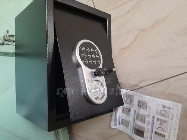 High Quality Money Safe - thumbnail 2