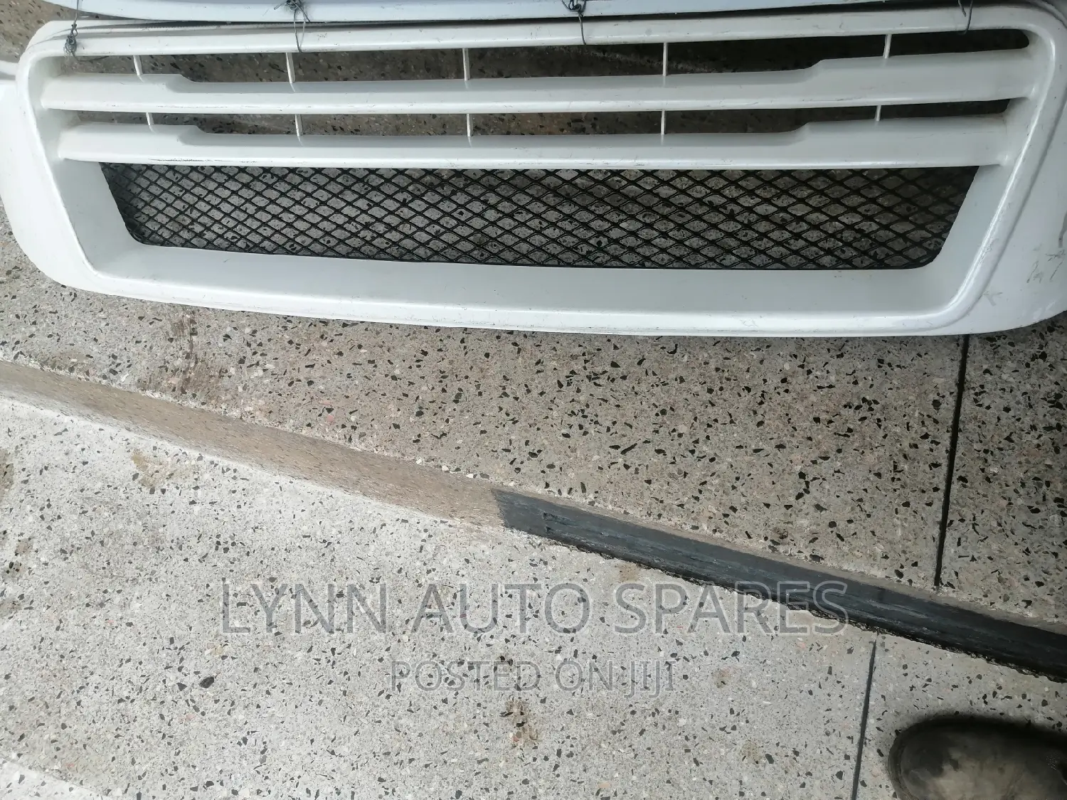 Toyota Kluger Sport Front Grill