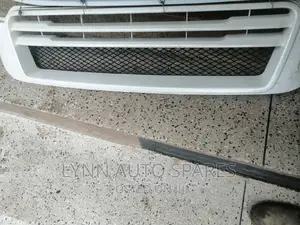 Toyota Kluger Sport Front Grill