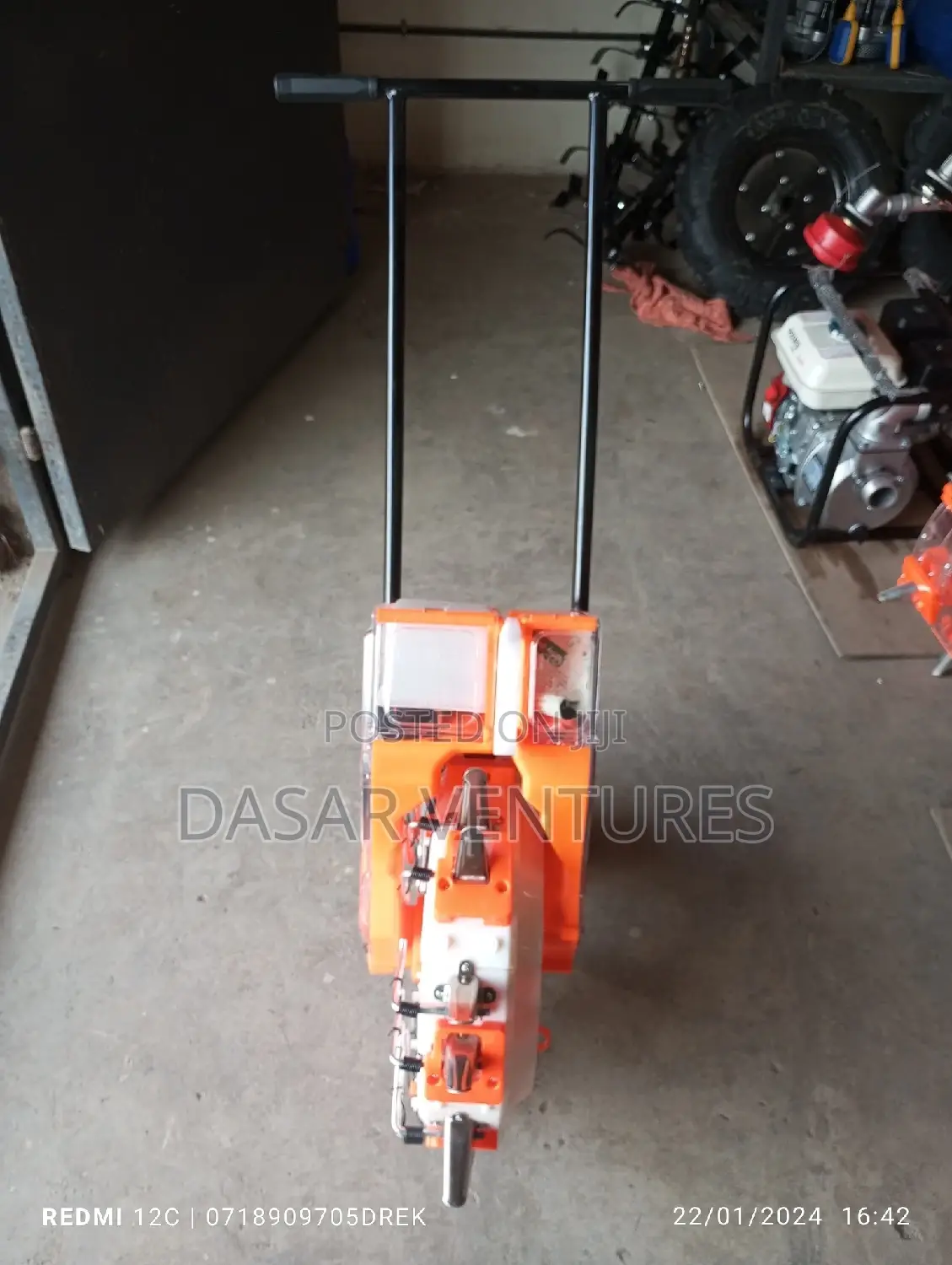 Seed Planter With Fertiliser
